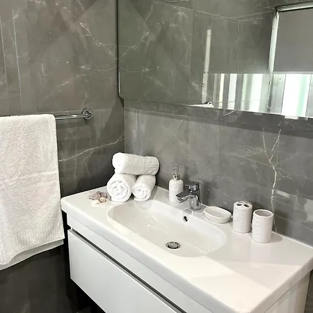 Apartment Private Pool For Your In
