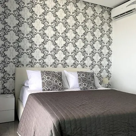 Private Pool For Your In Mellieha!